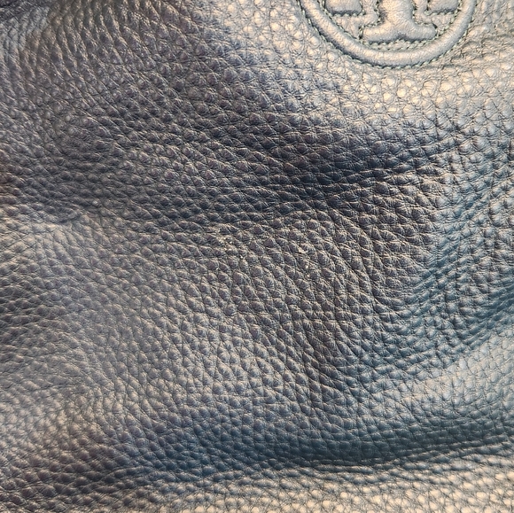 Tory Burch Marion Slouchy Tote Hudson Bay/ Navy Pebbled Leather - Picture 3 of 14
